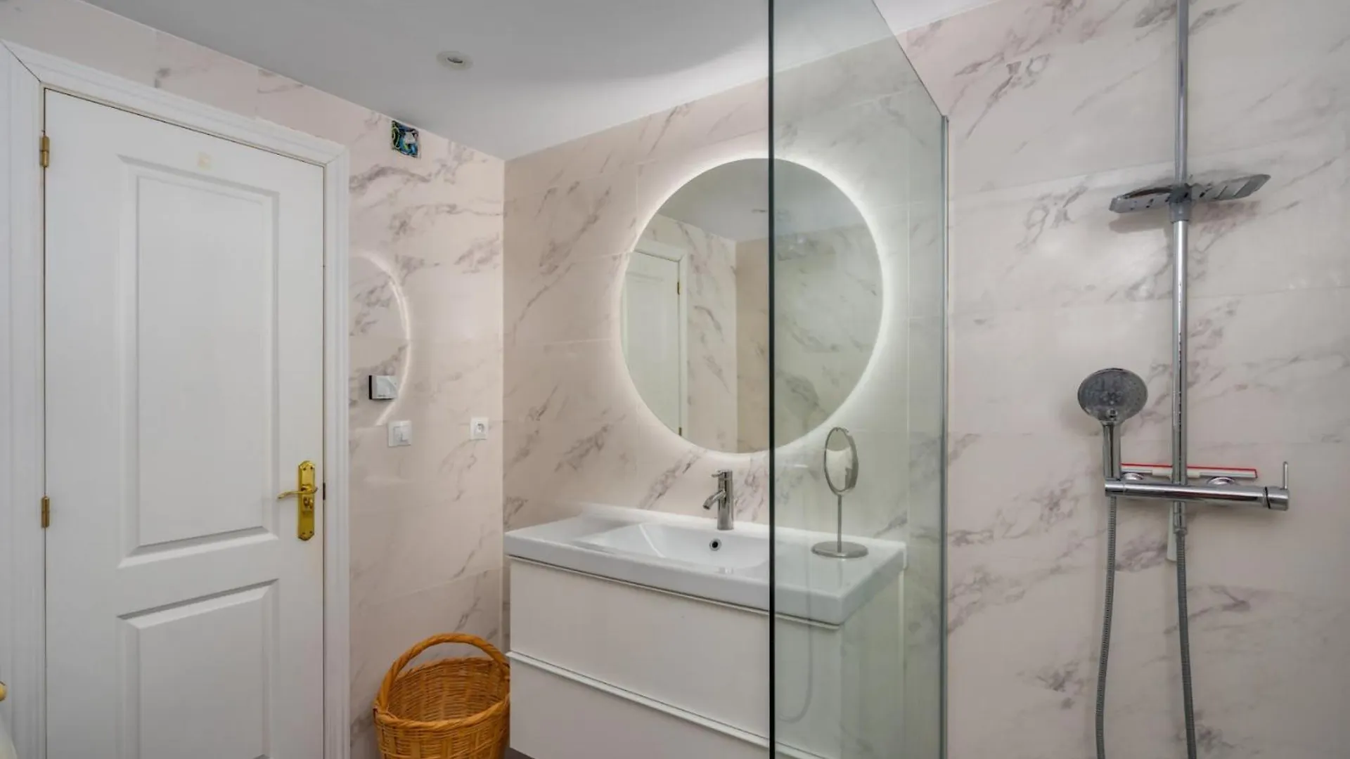 La Maestranza Vacay Vibes By Lica Homes Marbella Apartment
